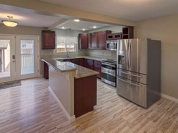 2nd image of 8504 E Alki Ave