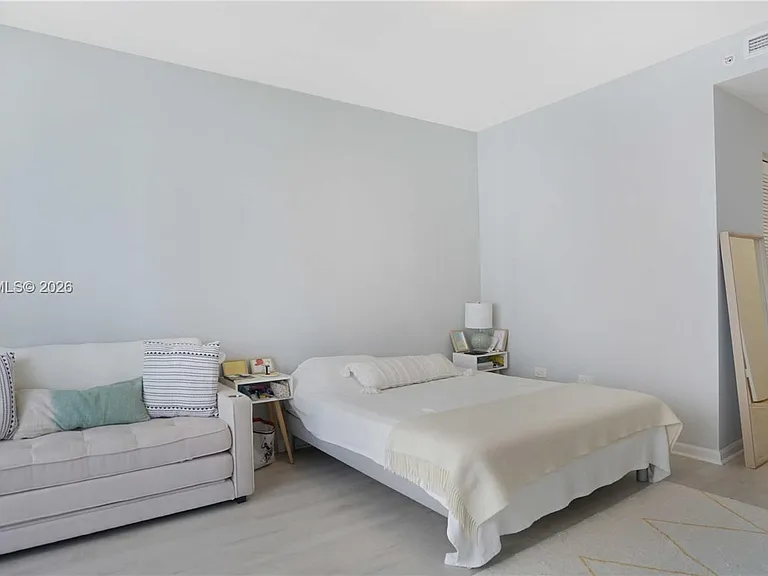 801 Brickell Key Blvd #2210 — Photo 14