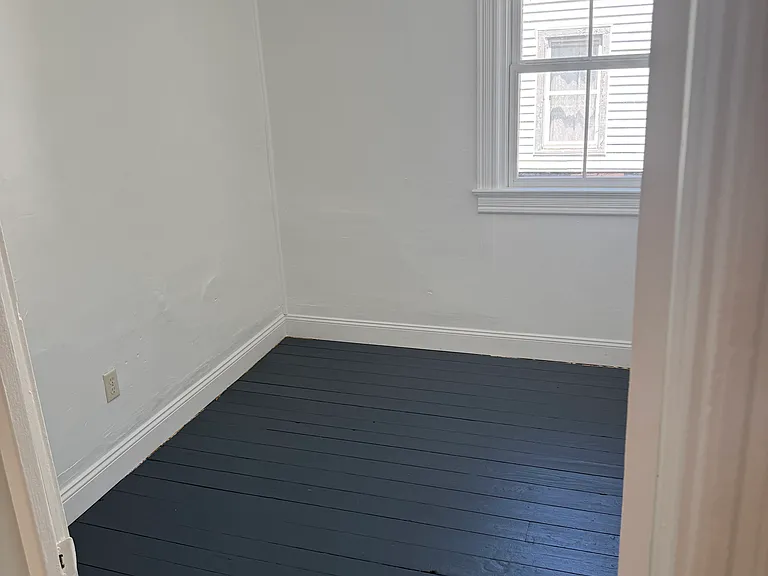 90-92 Intervale Ave #3 — Photo 6