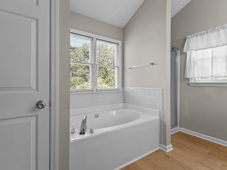 4309 Warfield Pl — Photo 19