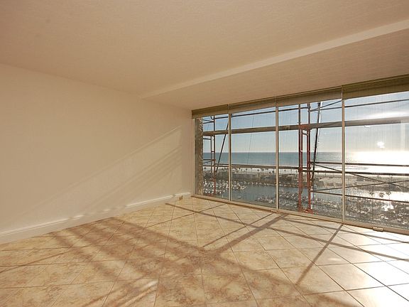 3rd image of 1200 Harbor Dr #15C