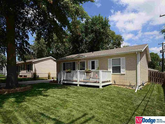 3rd image of 7403 Terry Dr