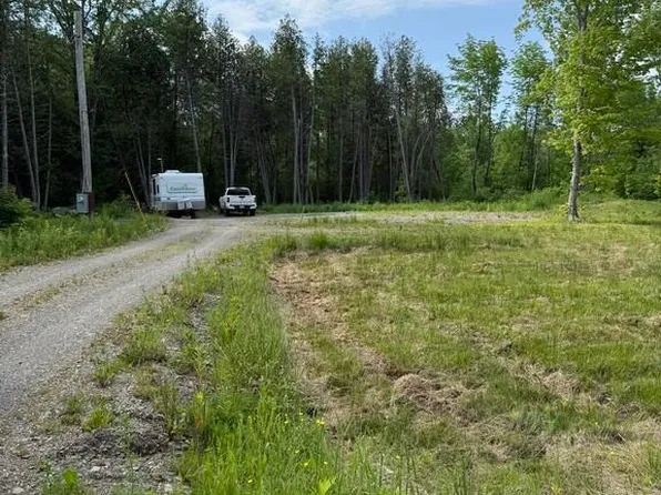 52 Stetson Road W, Levant, ME 04456