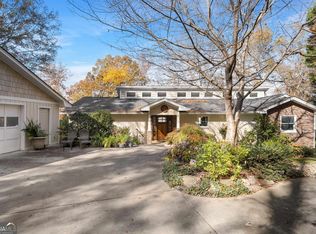 360 Lake Club Cir, Lavonia, GA 30553