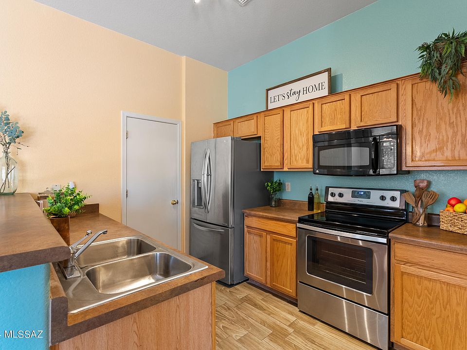 1st image of 2167 E Calle Los Marmoles