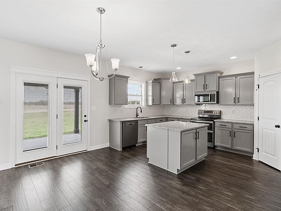 5th image of 28 Wellington Flds Lot 28