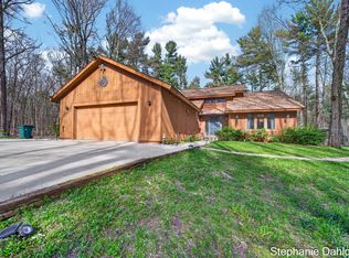 848 Scenic Dr, Muskegon, MI 49445