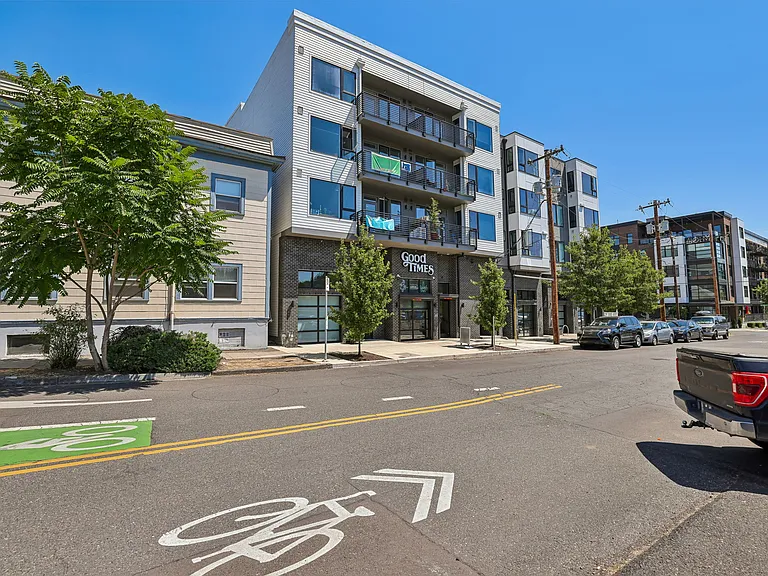 Wheelhouse Lofts 2 — Photo 63