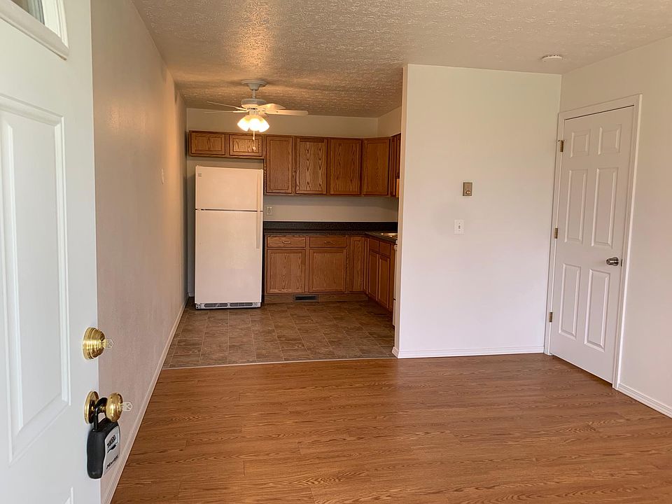 1st image of 716 Patty Dr APT F