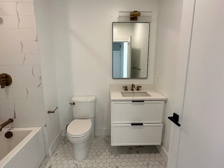 50 Leo M Birmingham Pkwy #507D — Photo 10