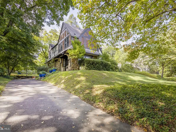 8202 Fairview Rd, Elkins Park, PA 19027