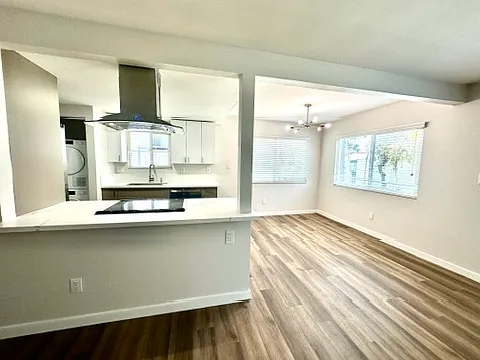 1100 Barbara St #D — Photo 2