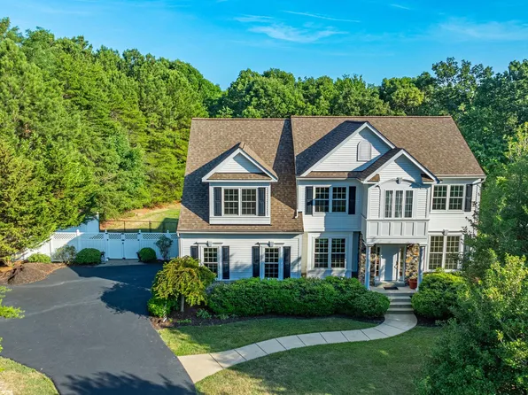 45975 N Greens Rest Dr, Great Mills, MD 20634