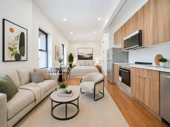 5102 Fifth Avenue image 1 of 8