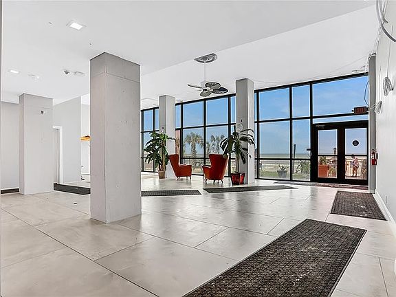 4th image of 1909 S Atlantic Ave #522-523
