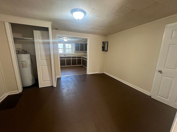 4th image of 204 Askew Ave