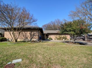714 Overhill Dr, Kerrville, TX 78028