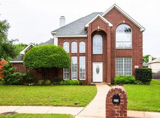 2212 Mallard Ct, Lewisville, TX 75077