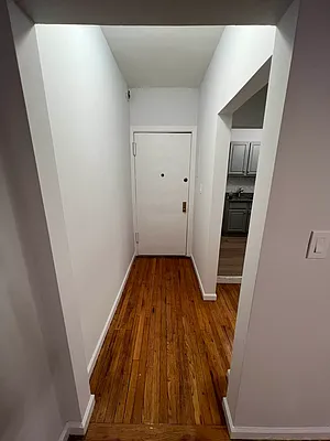 Rented by Ben Bay Realty Co. of Bay Ridge | media 35