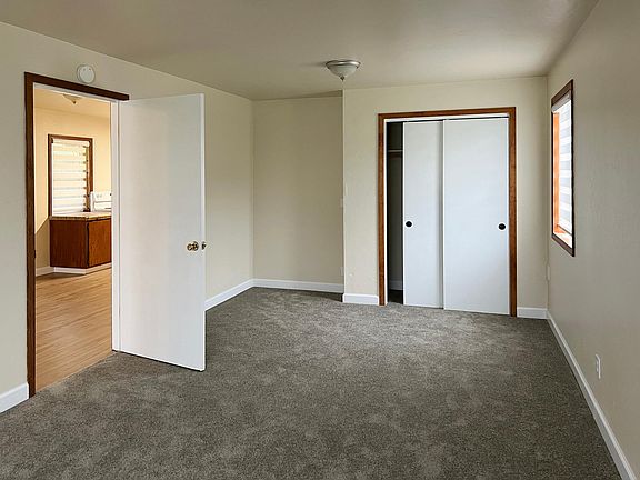 5th image of 3540 Dows Prairie Rd