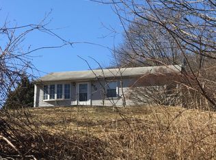 570 Chamberlain Hwy, Meriden, CT 06451