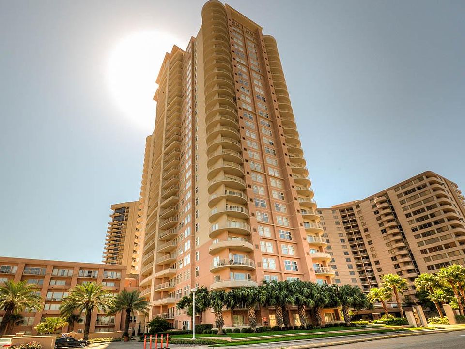 Welcome to The Mark ideally located in the Galleria.