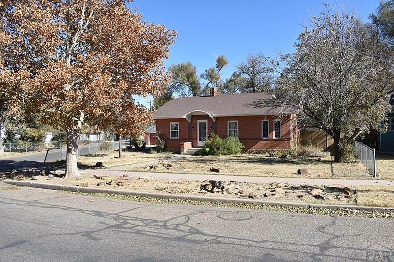 1st image of 800 S Main St