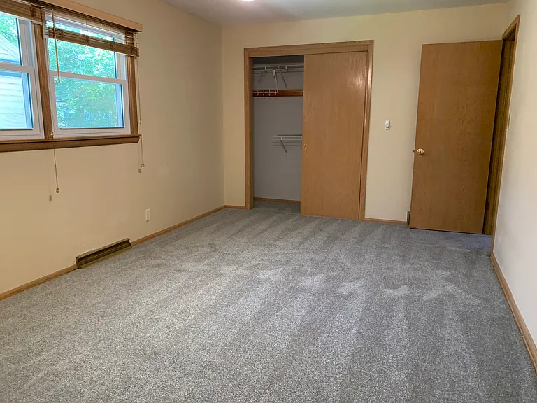 8441 Kenyon Ave — Photo 3