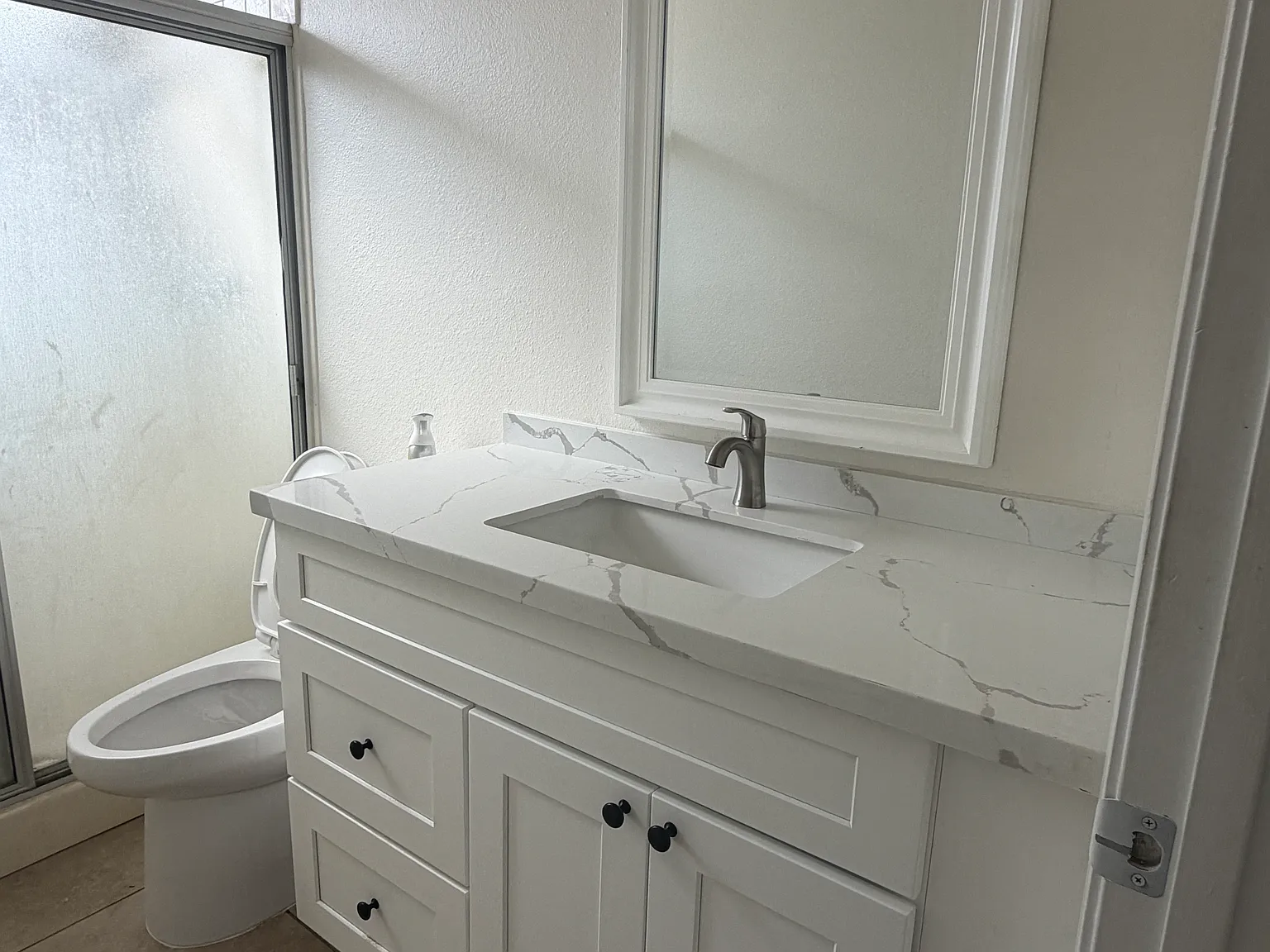 3 bed, 1354 sqft, $4,000 — Photo 3