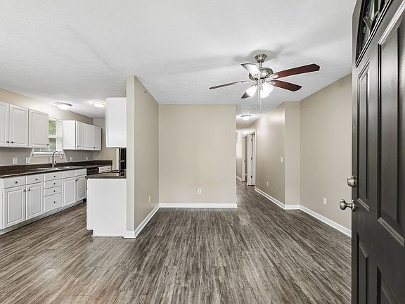 4th image of 511 Hayes St