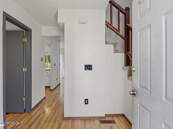3rd image of 9061 Ashley Cir