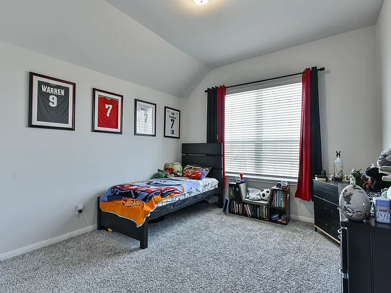 6306 Golden Gate Dr — Photo 33