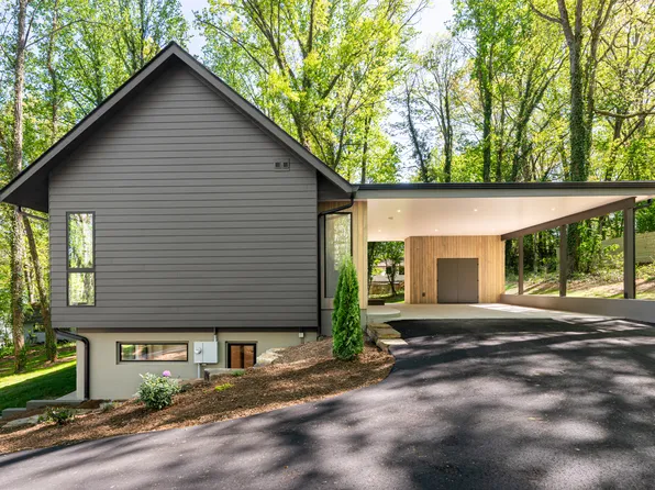 137 English Dr, Candler, NC 28715