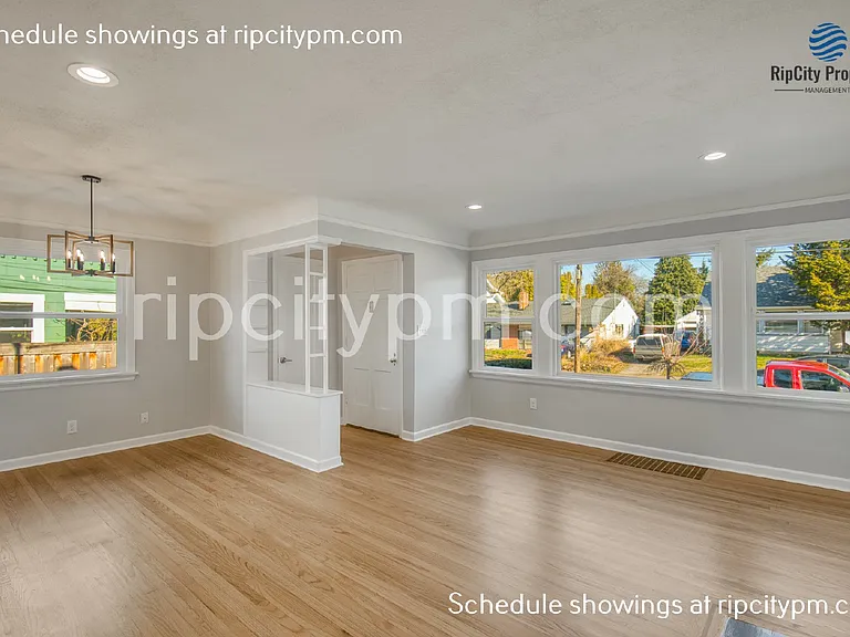 2521 SE 64th Ave — Photo 5