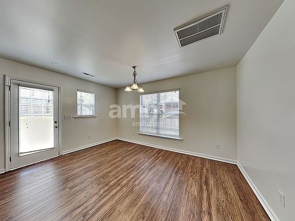 4th image of 1438 Pleasant Garden Ln