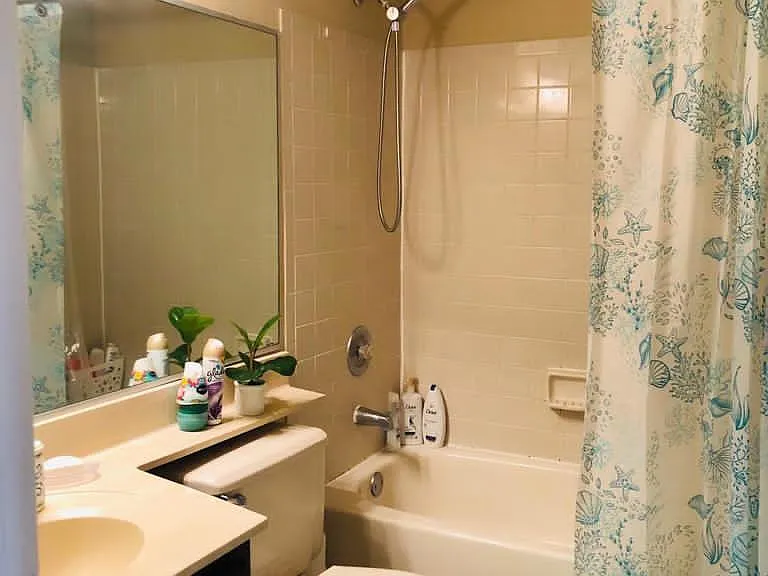 111 Biscayne Ct — Photo 18