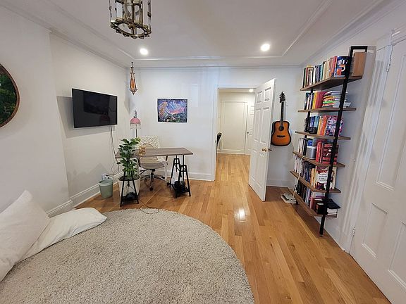 3rd image of 748 Lincoln Pl #1A
