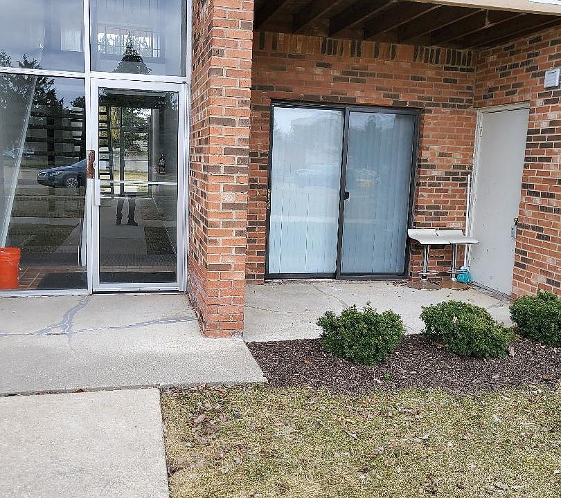 1st image of 15026 Island Dr