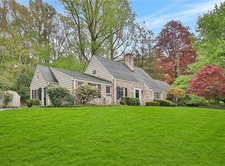 117 Seven Bridges Rd, Chappaqua, NY 10514