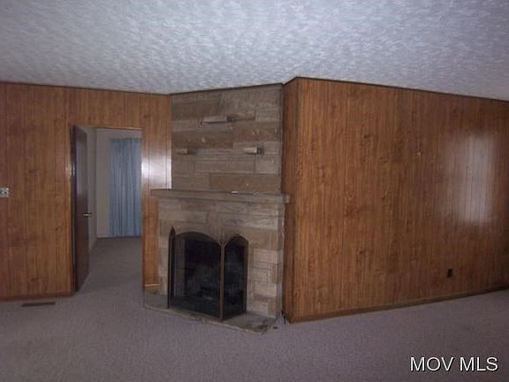 3rd image of 703 29th St