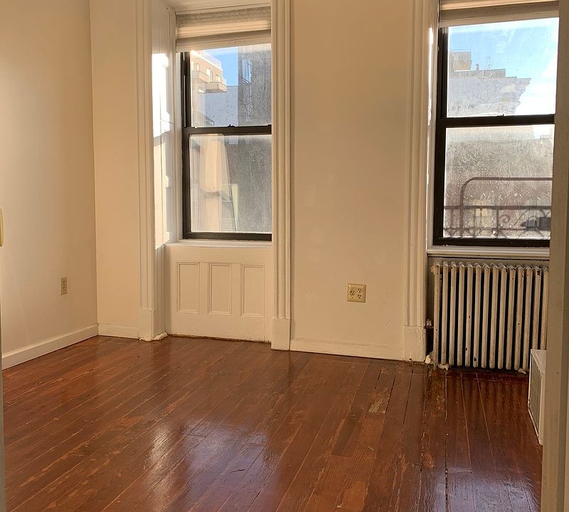 1st image of 66 Orchard St #12