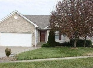 11201 Brook Bend Ct, Louisville, KY