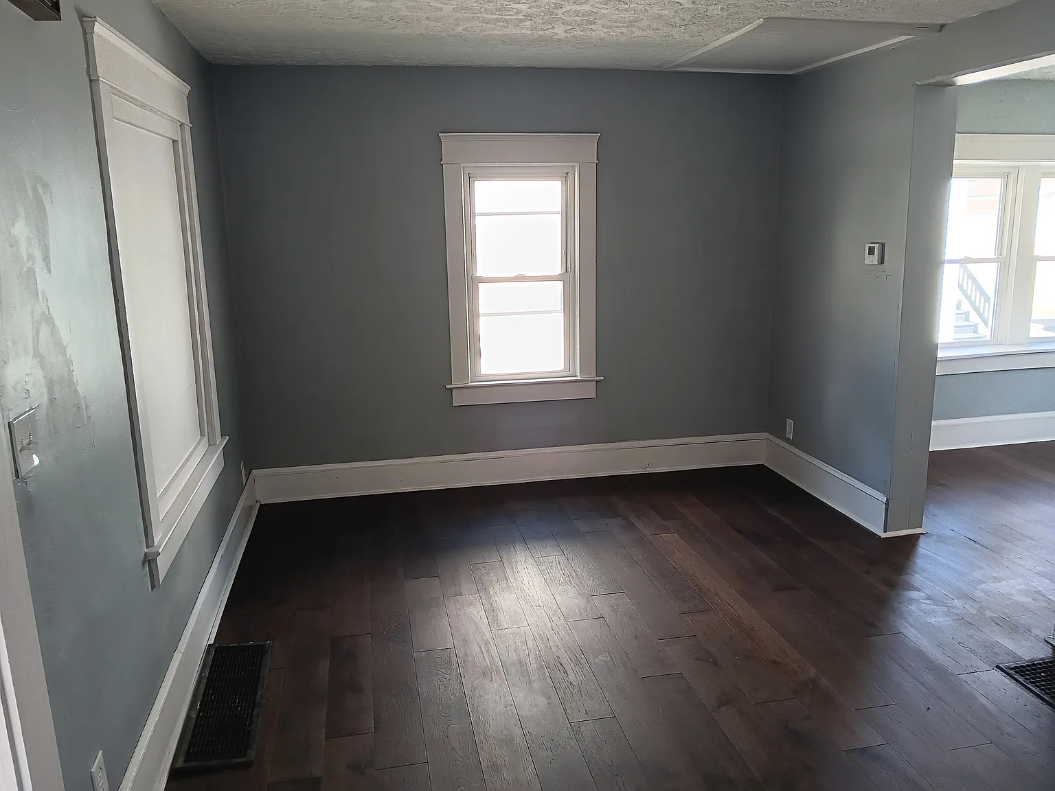 3 bed, $1,250 — Photo 3