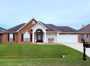 216 Hawthorn Dr, Luling, LA 70070