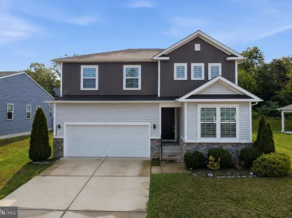 12423 Gemstone Dr, Hagerstown, MD 21740