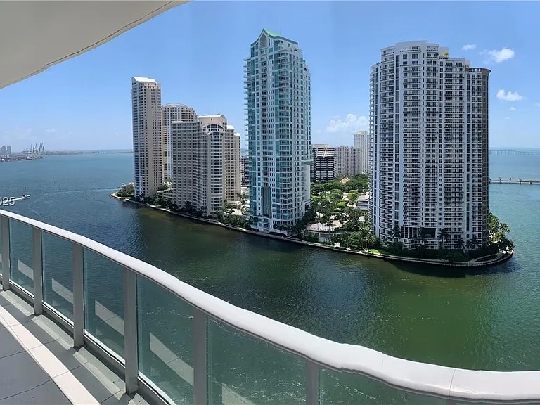 300 S Biscayne Blvd #T-1908 — Photo 10