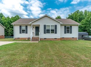 305 Albertson Rd, Thomasville, NC 27360