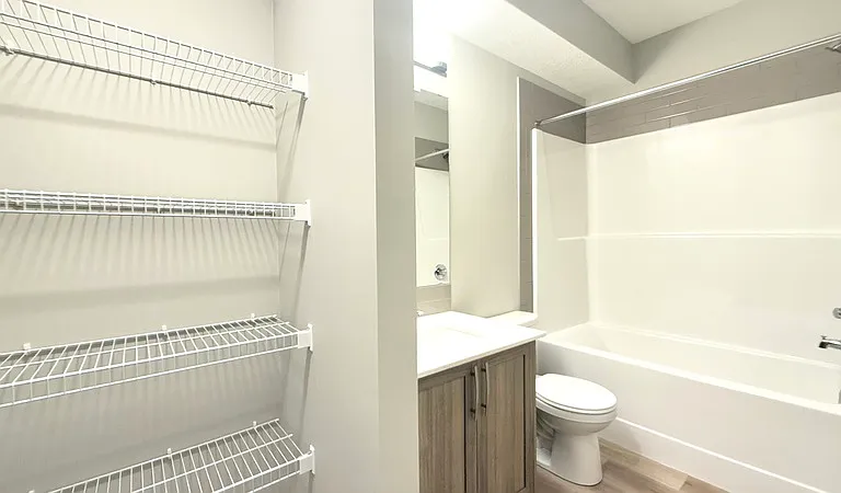 482 Edgemont Dr NW #BASEMENT — Photo 7