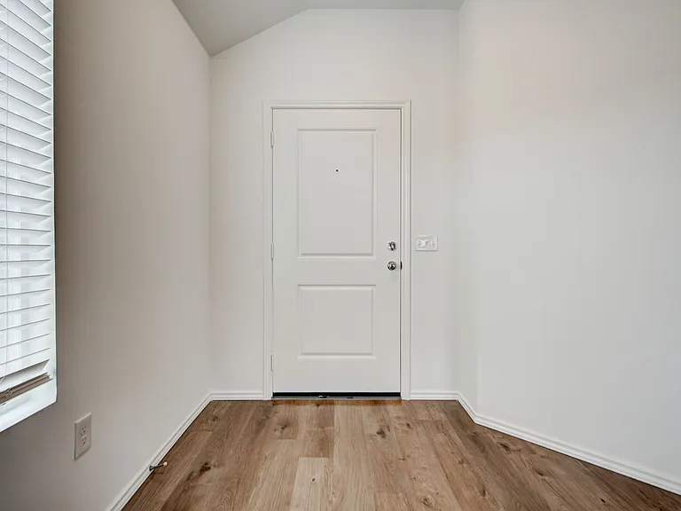 6100 Western Redbud Trl — Photo 9