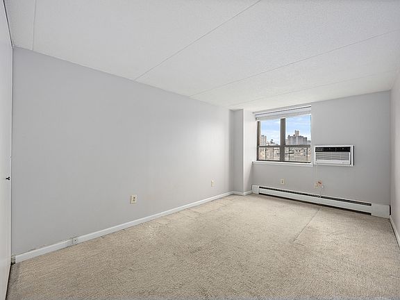 4th image of 300 W 110th St APT 10K